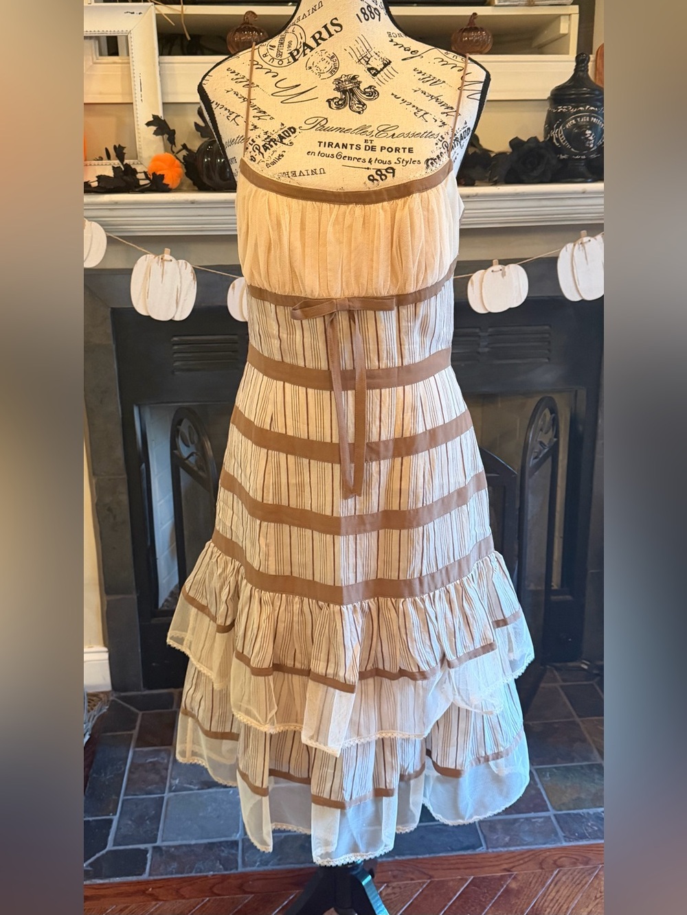 Tracy Reese Silk Blend Tiered Ruffle Striped Dress Brown Cream Fairycore Size 8